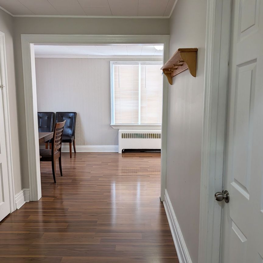 For Lease - 12 East 24th Street Unit# Upper, Hamilton, Ontario - Photo 1