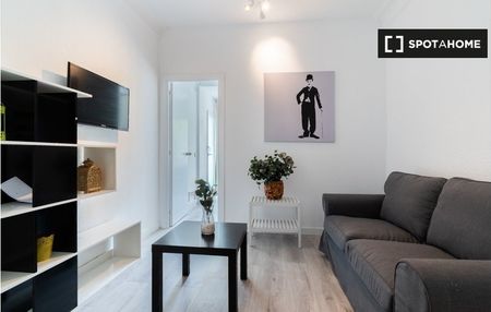 madrid, Community of Madrid 28036 - Photo 2