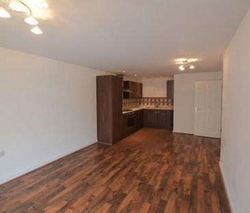 2 bedroom apartment to rent - Photo 3