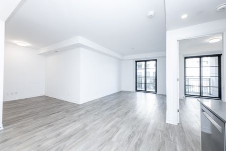 For Lease - 571 Prince Edward Drive Unit# 214, Toronto, Ontario - Photo 5