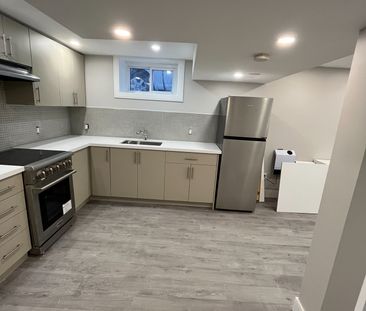 For Lease - 324 St Vincent Street, Barrie, Ontario - Photo 1