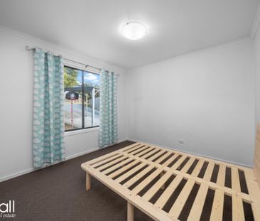 Modern 2 Bedroom Home - Photo 1