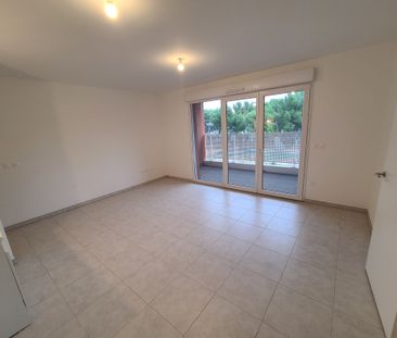 Location Appartement 3 pièces 67m² MARSEILLE 9ème - Photo 1