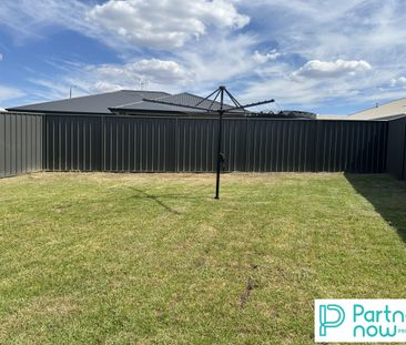 2/27 Evesham Circuit, TAMWORTH NSW 2340 - Photo 6