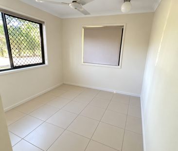 3 Bedroom Goodna Unit - Photo 2