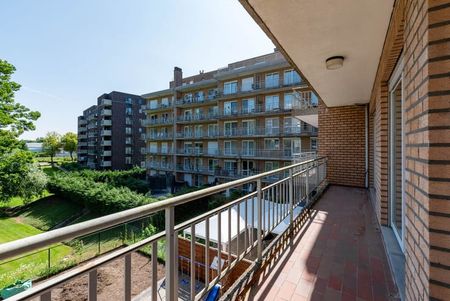 Appartement te huur - Foto 2