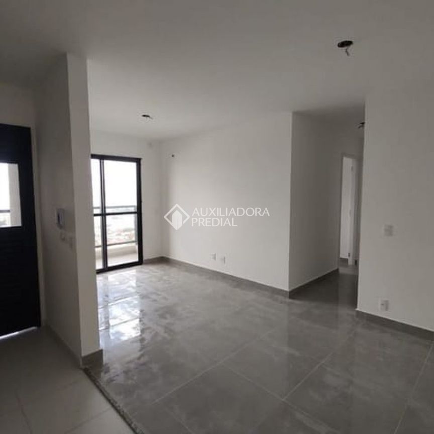 Apartamento com 2 quartos e 56m² para alugar em Jardim, Santo André. - Foto 1