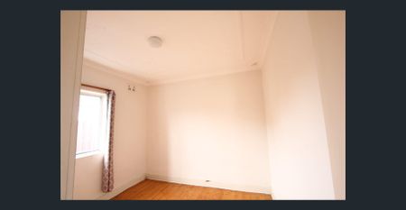 Spacious family home - Photo 5