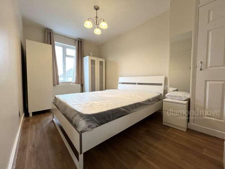 Staines Road, Hounslow, TW4 - Photo 4