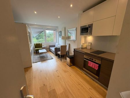 1 Bed Flat, London, SE13 - Photo 3