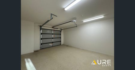 Experience Modern Comfort Living at the central of Altona North - Photo 5