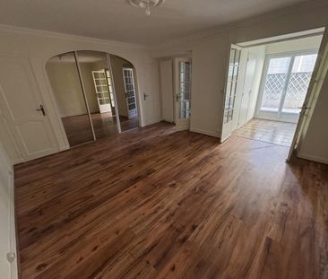 A LOUER APPARTEMENT T3 ENTIEREMENT RENOVÉ HYPER CENTRE D'ANGERS - Photo 1