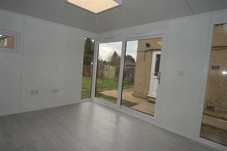 3 bedroom house to rent - Photo 2