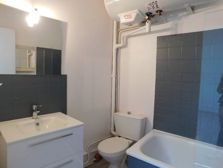 Location Appartement 2 pièces 32m² NANCY 54000 - Photo 2