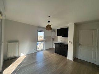 Location Appartement 1 pièce 24m² TROYES 10000 - Photo 1