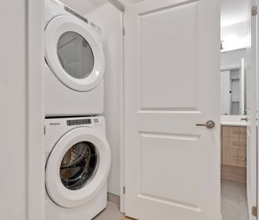 For Lease - 3240 William Coltson Avenue Unit# 1803, Oakville, Ontario - Photo 6