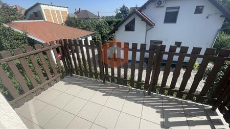 Kiadó felújított ház - Pécs - Fotó 4