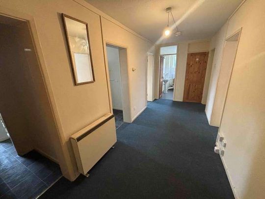 Grosvenor Court, CV21 - Photo 1