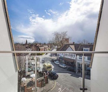 West Byfleet, Surrey, KT14 - Photo 5