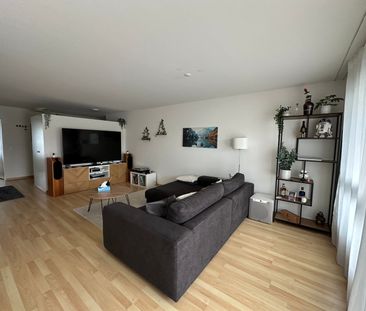 4½ ZI-WOHNUNG IN VOLKETSWIL (ZH), MÖBLIERT, TEMPORÄR - Foto 2