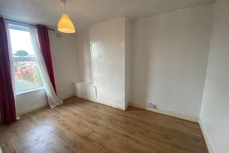 Ascot Terrace - Photo 2