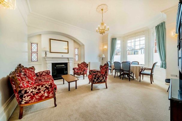 Madeley Road, Ealing, W5 - Photo 1