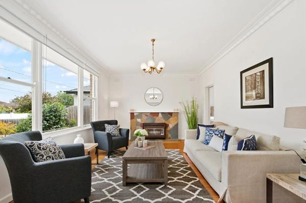 3 BEDROOMS PLUS A BUNGALOW | FAMILY WARMTH AND COMFORT! - Photo 1