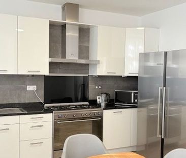Duplex te huur in Antwerpen voor € 184 met 4 slaapkamers - Photo 4