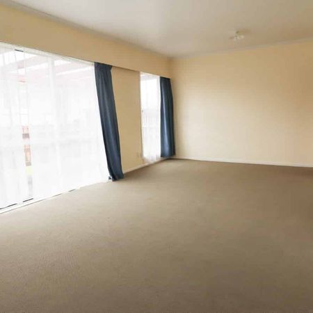 Tidy 3-Bedroom Brick Home in Silverdale - Photo 3