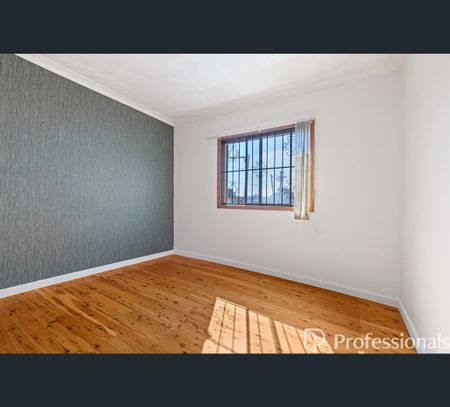 112 Duntroon Street, Hurlstone Park, NSW 2193 - Photo 2