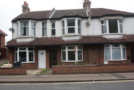 HIGH QUALITY - CLOSE TO STATION East Street, Southend On Sea - Photo 2