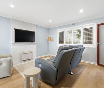 Immaculately presented 3 bedroom family home with stunning views - Photo 1