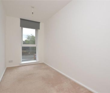 2 Bed Penthouse, Leeds, LS8 - Photo 4