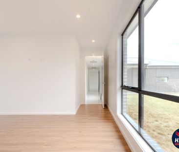 12 McPherson Street, GOOGONG NSW 2620 - Photo 1