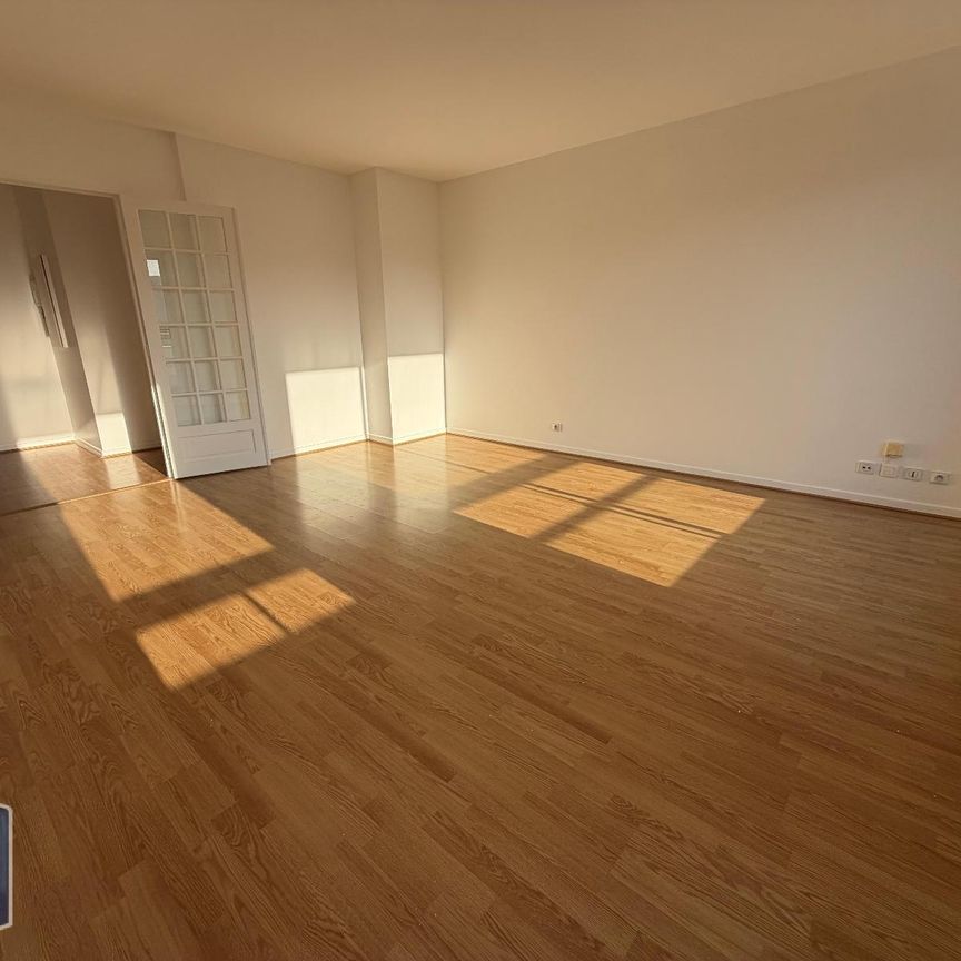 Location Appartement 4 pièces 77m² LEVALLOIS PERRET 92300 - Photo 1