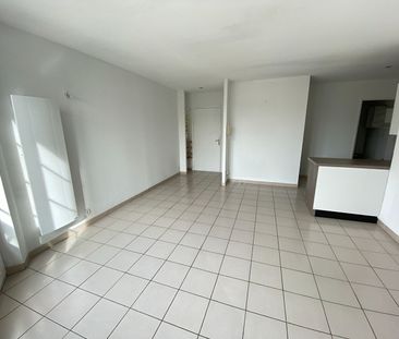 Location appartement 2 pièces, 47.75m², Castelnaudary - Photo 2