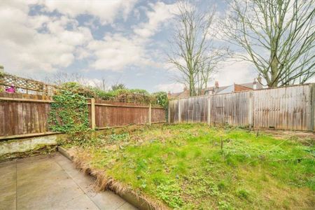 Larch Road, Cricklewood, NW2 - Photo 5