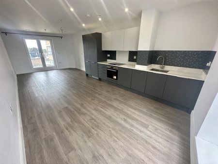 2 bedroom flat to rent - Photo 2