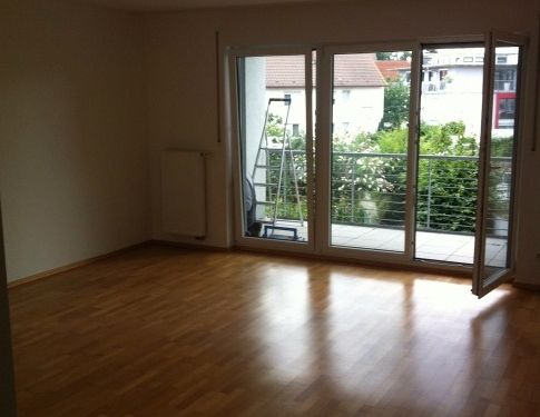 Ruhige und schöne 3 - Zim. Whg. mit großem Balkon, Keller, TG, barrierefrei, ab ... - Photo 1
