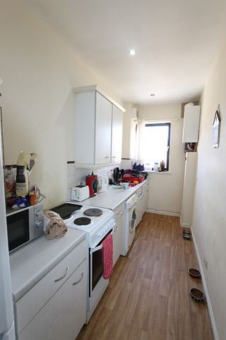 2 Bedroom Property To Rent - Photo 5