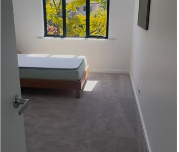 Mount Waverley - Photo 1