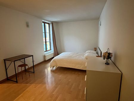 Location Appartement 2 pièces 48m² LILLE 59000 - Photo 4
