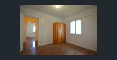 Private Home in Convenient Location - Photo 4