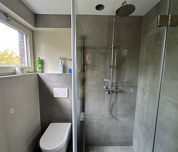 Te huur: Mooi ingerichte woning, met 3 slaapkamers. - Foto 2