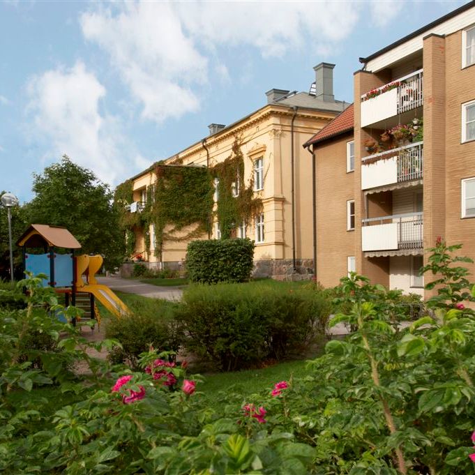 Östra Nygatan 3 - Foto 1