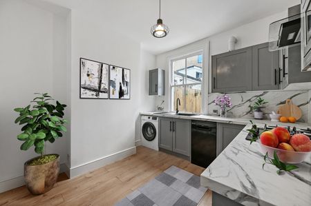 2 Bed Terraced House, Mill Hill Road, W3 - Photo 4