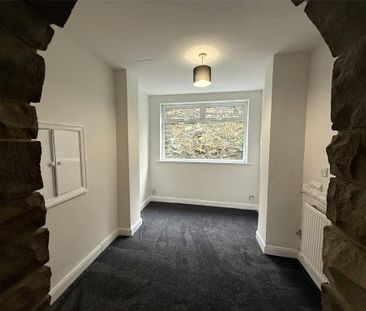 2 bedroom end of terrace house to rent - Photo 1