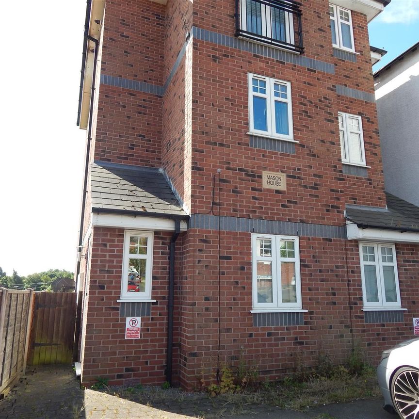 Parsons Road, Redditch - Photo 1