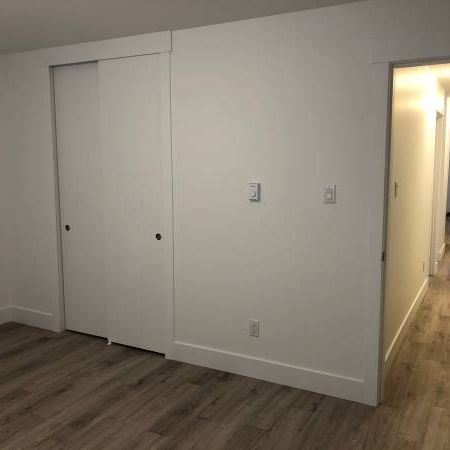 Brand New 1 Bedroom close to VIU & the hospital - Photo 3