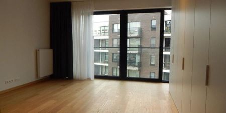 Appartement te huur in Evere voor € 950 met 1 slaapkamer - Photo 4